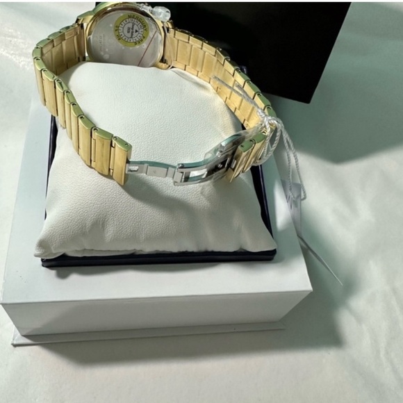 Movado Bold Gold Women's Watch - Picture 4 of 6